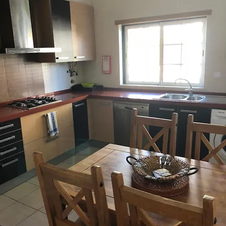 Rockfield 4 * Αλμπουφέιρα