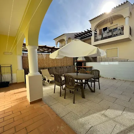 Rockfield 4 Tatil Evi Albufeira